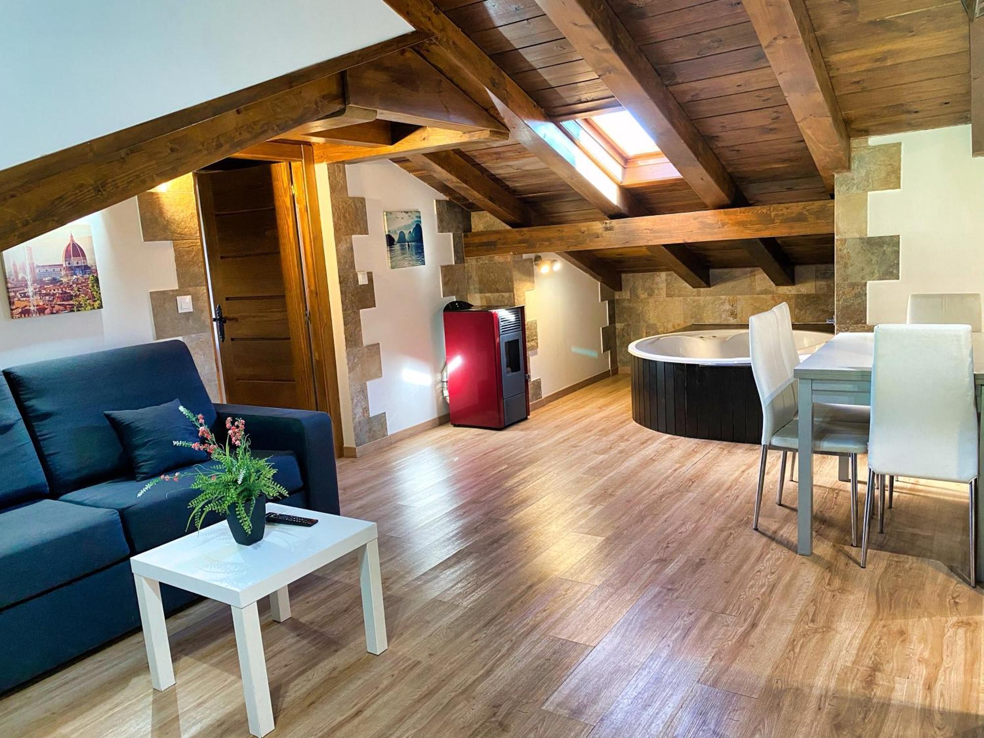 Apartamentos Spa Casco Historico De Isla - AlojateИсла Экстерьер фото