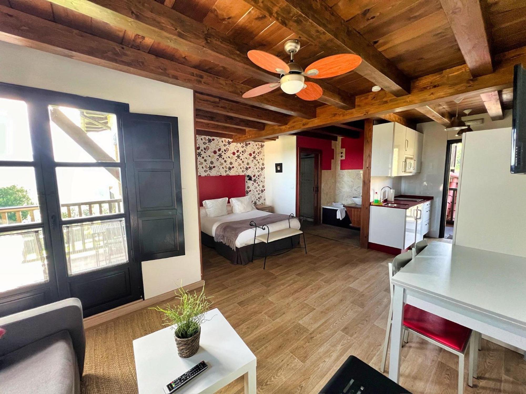 Apartamentos Spa Casco Historico De Isla - AlojateИсла Экстерьер фото